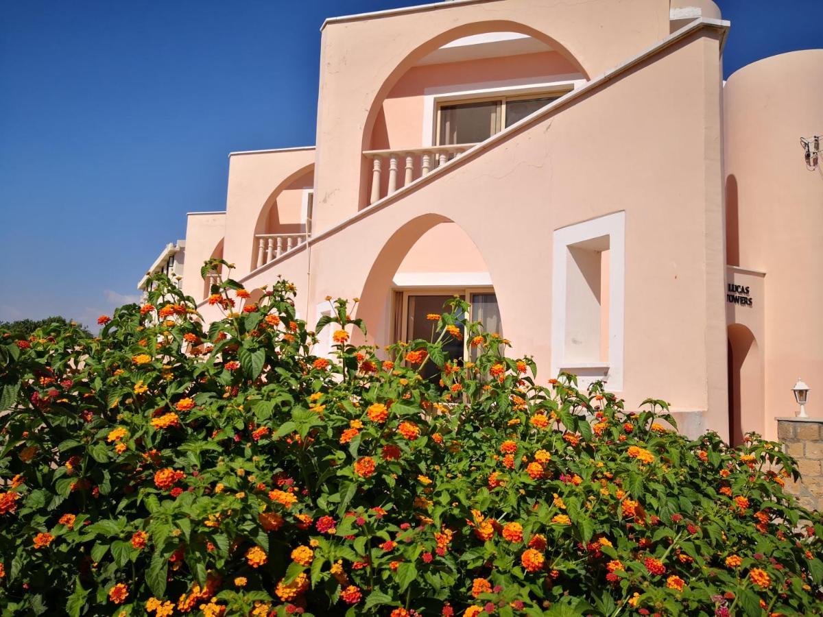 Seashell Apartments Paphos Luaran gambar