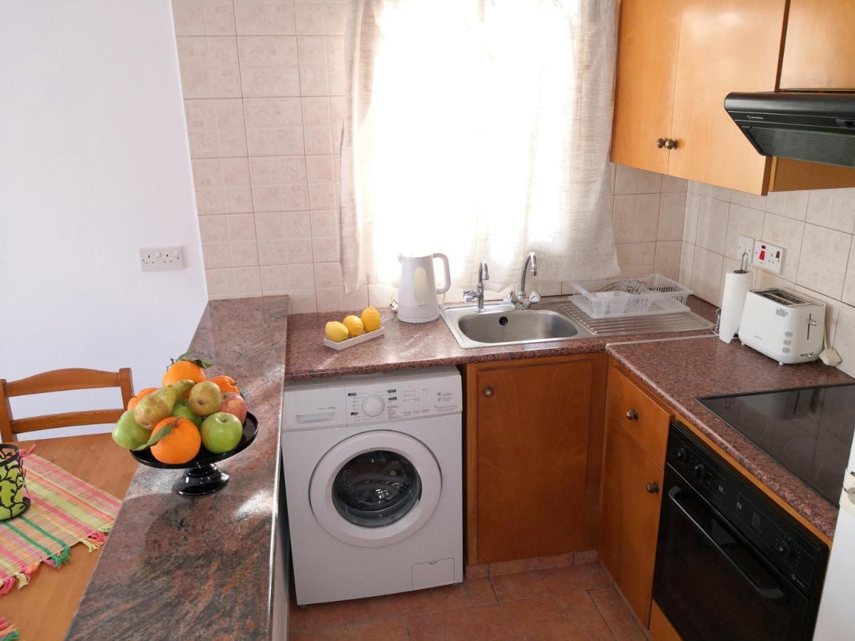 Seashell Apartments Paphos Luaran gambar